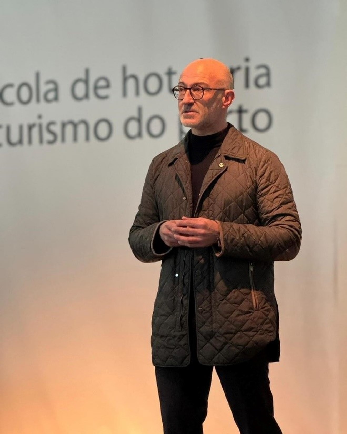 Dr Jorge Costa